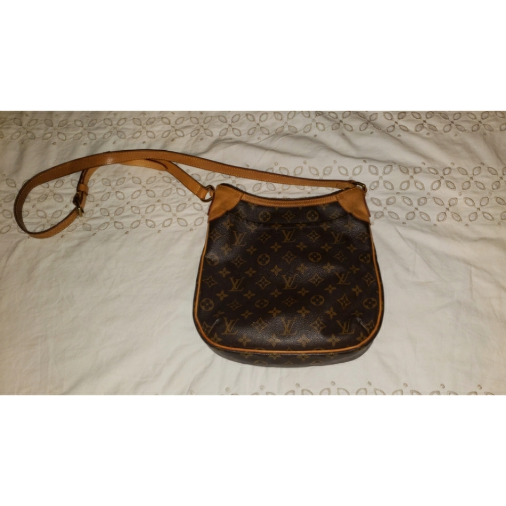 Authentic Louis Vuitton Crossbody